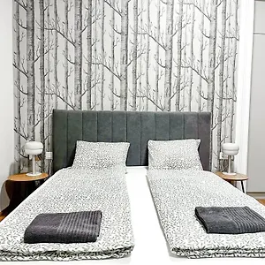 Apartment T32 Modern, Budapest